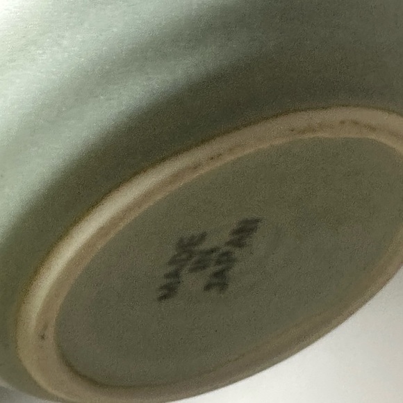 New Japanese Pottery Teapot and 4 Cup Set - Picture 5 of 8